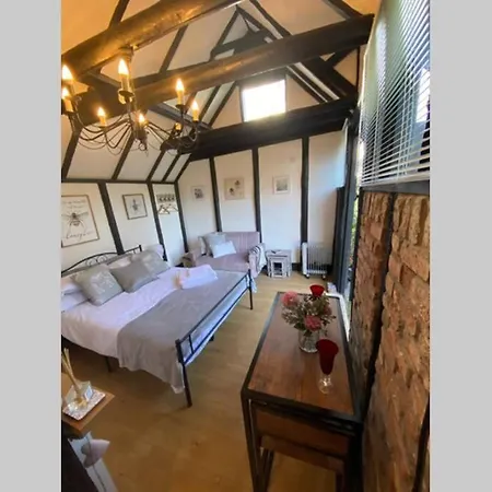 Windsor/Ascot/Bracknell Beautiful Barn Apartment Exterior photo