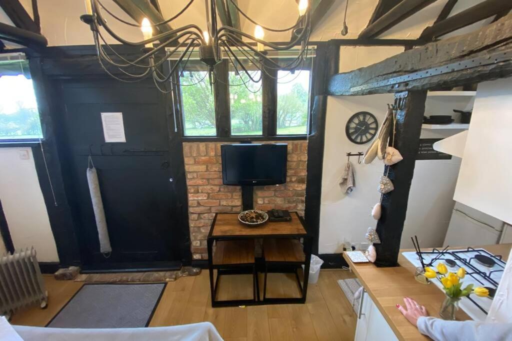 Windsor/ascot/bracknell Beautiful Barn *